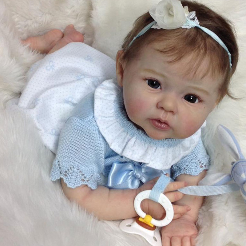 Bebê Reborn Silicone 48cm Menina Olho Azul com acessórios Banho