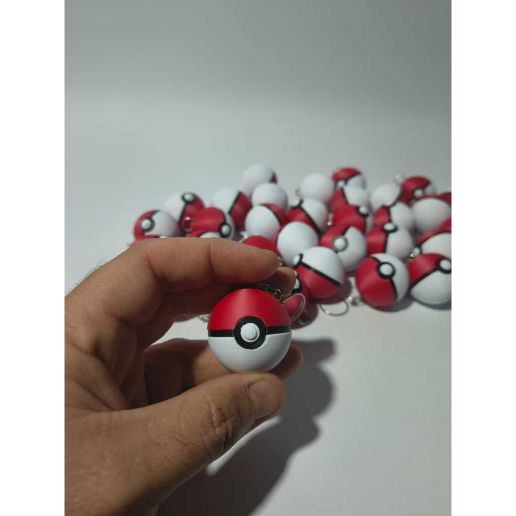 Chaveiro Pokébola Pokémon – Acessório Geek Colecionável em 3D, Ideal para Mochila e Chaves