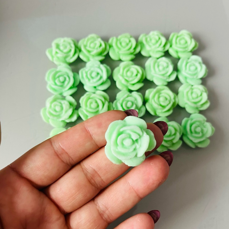 Kit 50 Mini Sabonete Rosinha Flor Casamento Cha de Bebe Jardim Encantado Mundo das Fadas