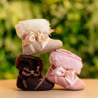 Bota para Menina RN 0 a 12 Meses Laço Cetim pelucia em Oferta na Shopee