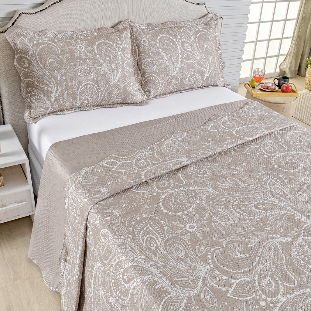 Kit Cobre Leito Colcha Casal Bouti 3 Peças Dupla Face Estampada Porta Travesseiro Aba Americana