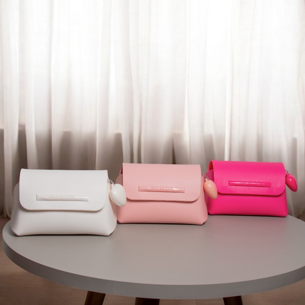 Bolsinha Sullen com Coração | Ideal como Clutch ou Porta Maquiagem Lian's