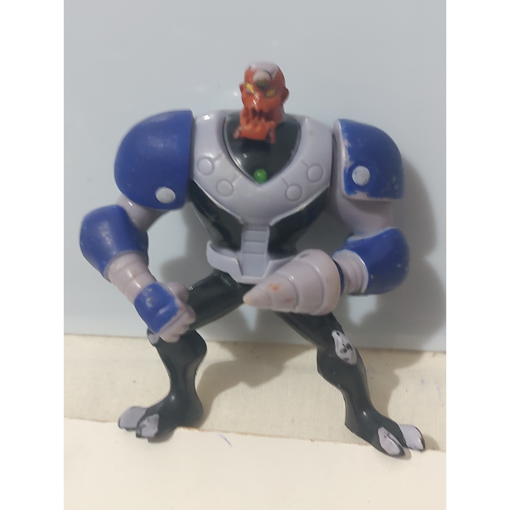Boneco Ultimate Alien Vulkanos Ben 10 – 10cm