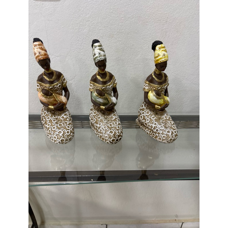 Estátua Africana Susi com bebê