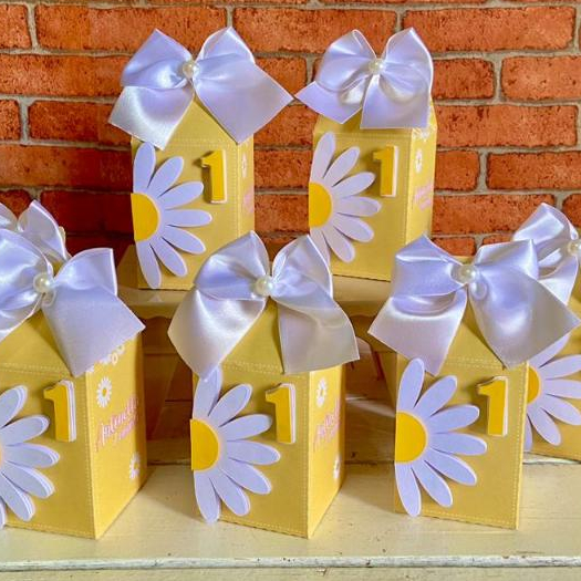 Caixa milk margaridas caixinha personalizadas KIT PEGUE E MONTE festas aniversários lembrancinhas