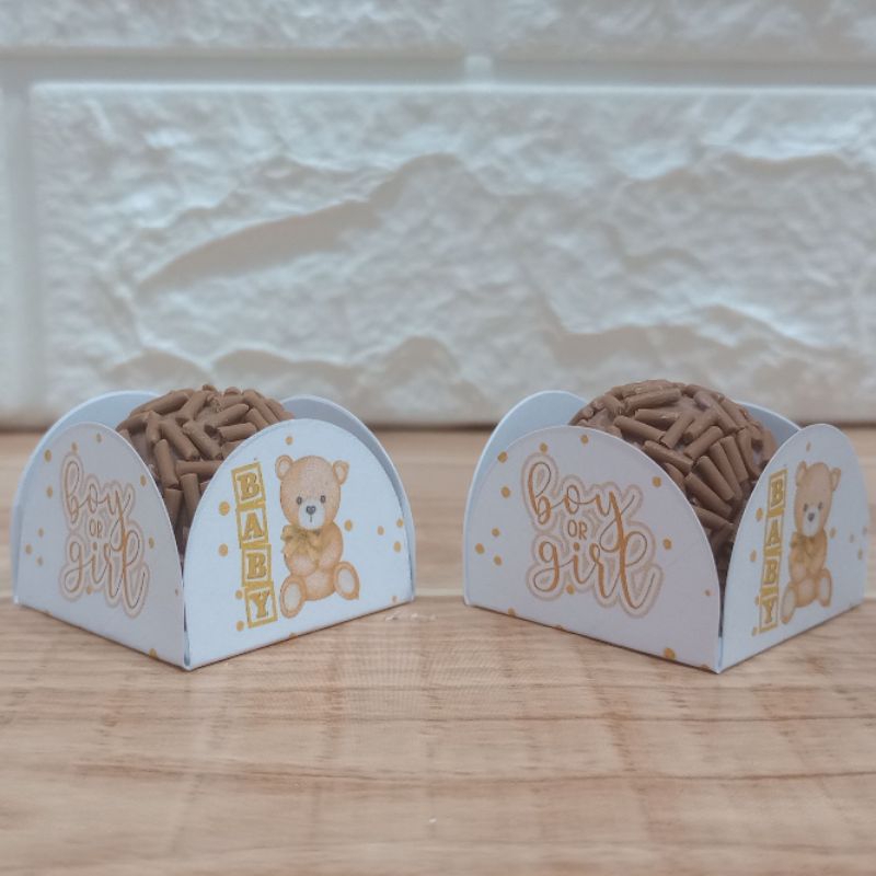 ENVIO RÁPIDO - Forminha de Doces 4 Pétalas Brigadeiros URSINHOS NEUTRO CHÁ REVELAÇÃO Lembrancinha Festa