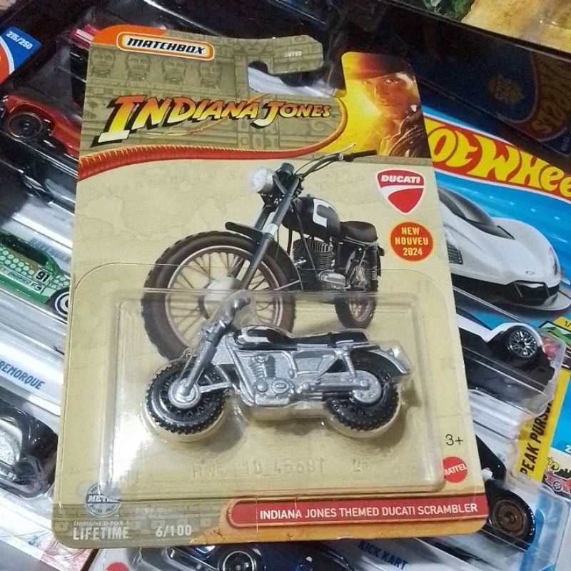 (004 e m001) Miniatura carrinho Matchbox moto indiana Jones Ducati 6/100
