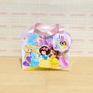 Lembrancinha Personalizada Sacolinha Ondas Pequena com Tag Princesas Cute PEGUE E MONTE em Oferta na Shopee