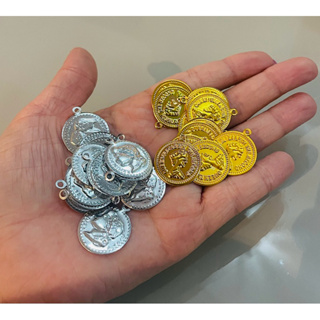 Moeda cigana 20mm - prata ou dourada em Oferta na Shopee