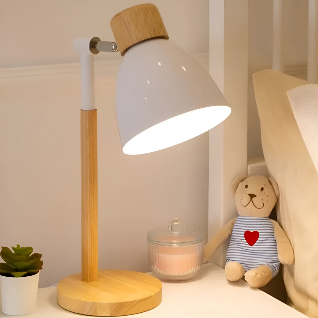 Luminária De Mesa 40W Resistente Retratil Wood Com Base De Madeira Soquete E27 Bivolt 360° Reforçada em Oferta na Shopee