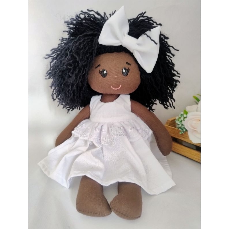 Boneca de pano negra artesanal, dama, daminha, casamento, maternidade