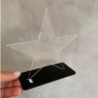 Kit Troféu Estrela Inteira Em Acrílico Cristal 2mm Com Base Inclusa em Oferta na Shopee