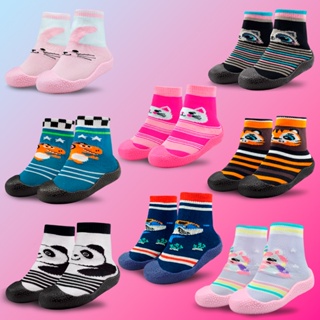 Meia com Sola Bebê Emborrachado Sortida Personagem Homem Aranha Raposinha Pandinha Antiderrapante em Oferta na Shopee