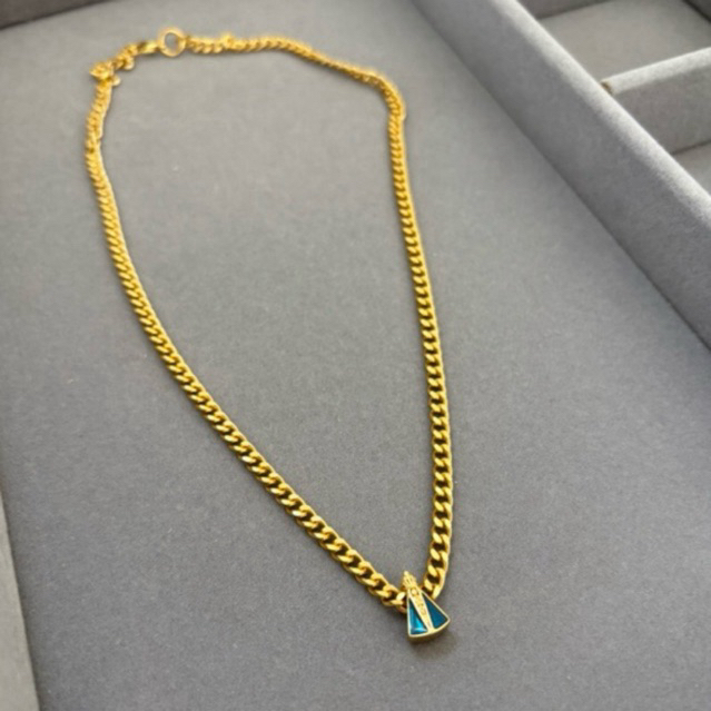 Colar nossa senhora Aparecida na corrente Groumet Verniz Cataforetico Folheado a Ouro