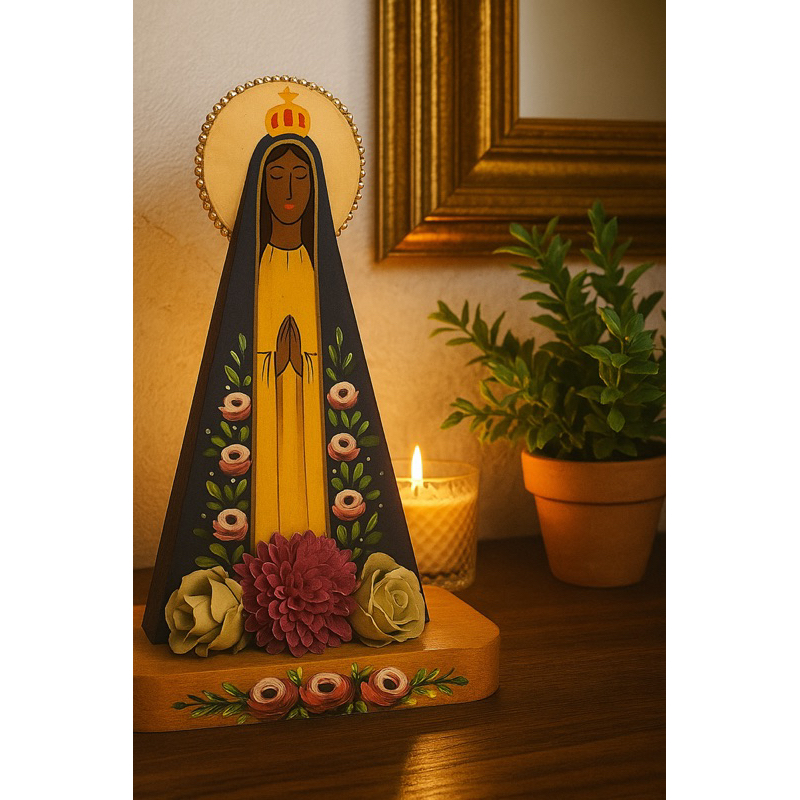 IMAGEM NOSSA SENHORA APARECIDA , NOSSA SENHORA EM MADEIRA, ARTE SACRA, IMAGEM DECORATIVA , DECORAÇÃO COM FÉ .