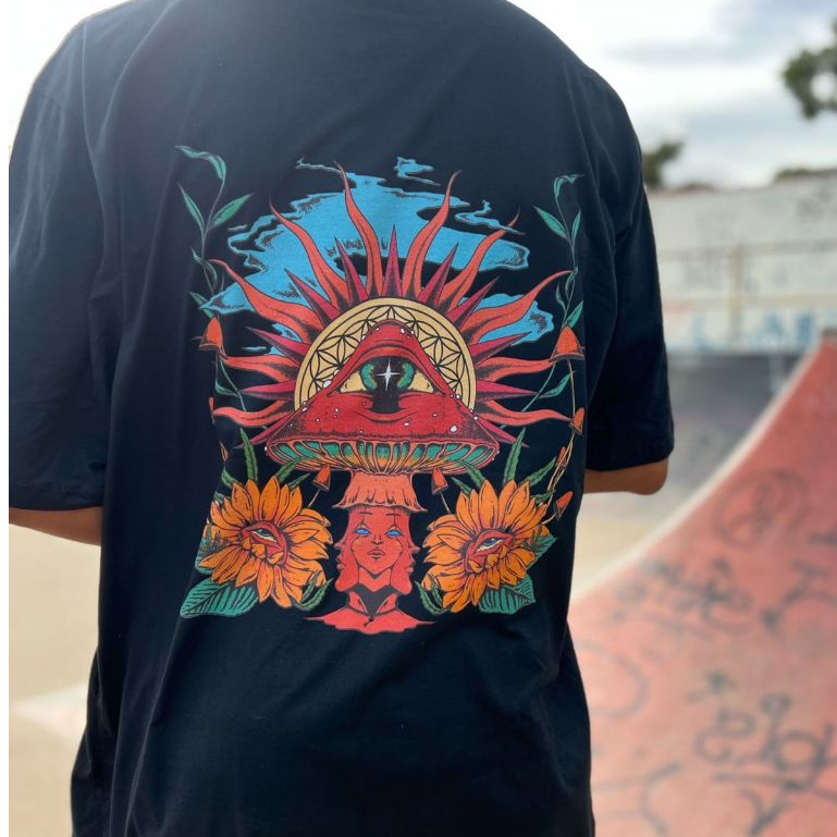 Camiseta Mandala da Vida - Preta - Frente e Verso