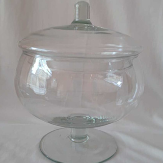 Taça Bomboniere Maracanã Grande Com Tampa E Pe Baixo Vidro Transparente 2,200litro altura 22 Cm E De Largura 18 CM em Oferta na Shopee