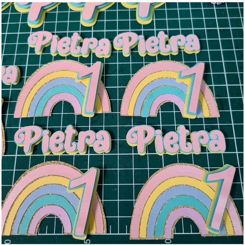 Apliques arco íris 3D  em papel color plus + papel lamicote dourado - personalizados  -  lembrancinhas