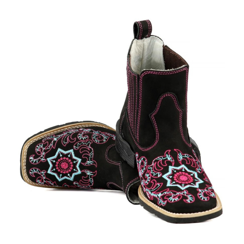 Botina Texana Feminina Bordada Bico Quadrado Cano Curto