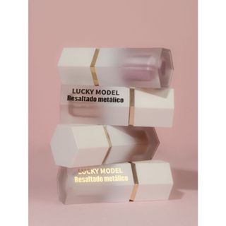 Iluminador Liquido Metálico Lucky Model 7013-A em Oferta na Shopee