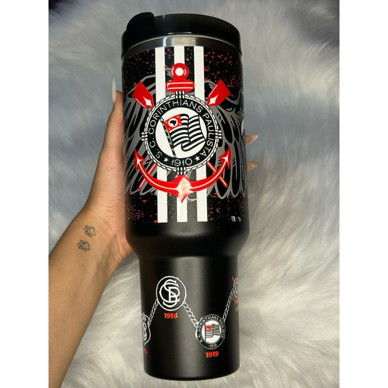 O que é Copo Stanley Corinthians Preto? Guia e Onde Comprar | BuscaProdutos