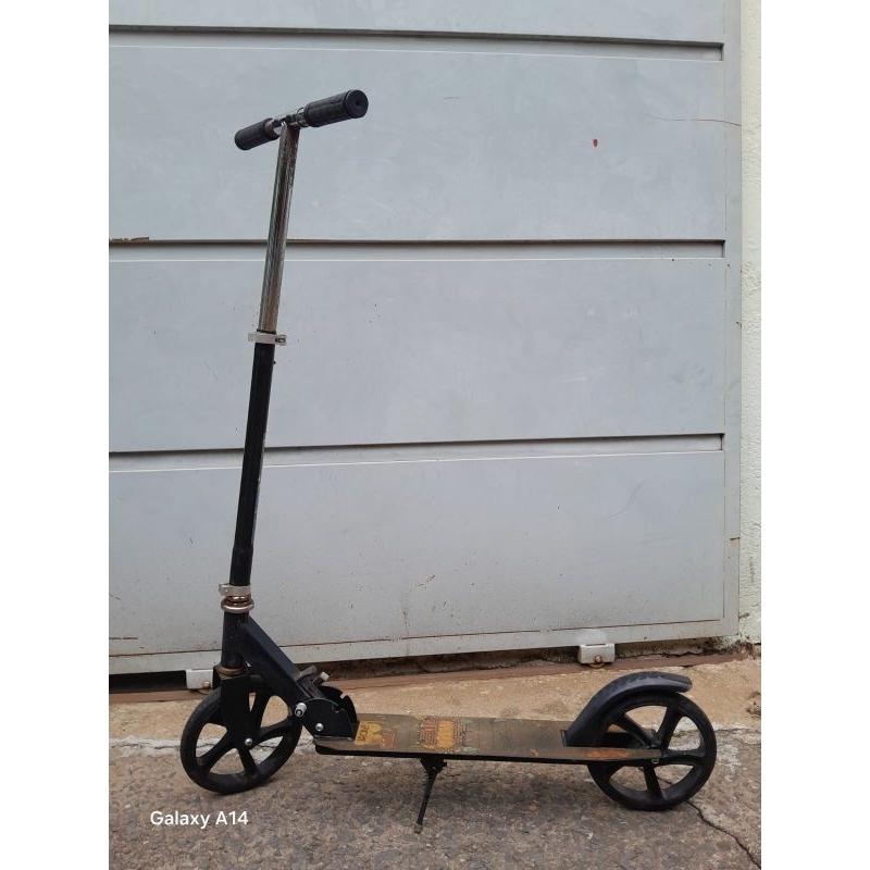 Patinete Scooter de metal 200mm, usado