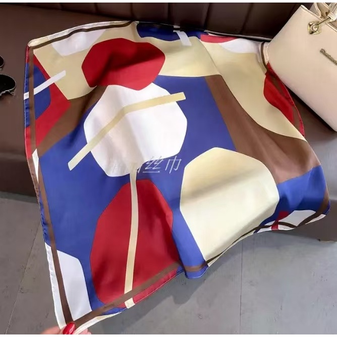 Lenço Cetim Nova Tendência Diversas Estampas  90x90 Novidade ESTAMPADO em Oferta na Shopee