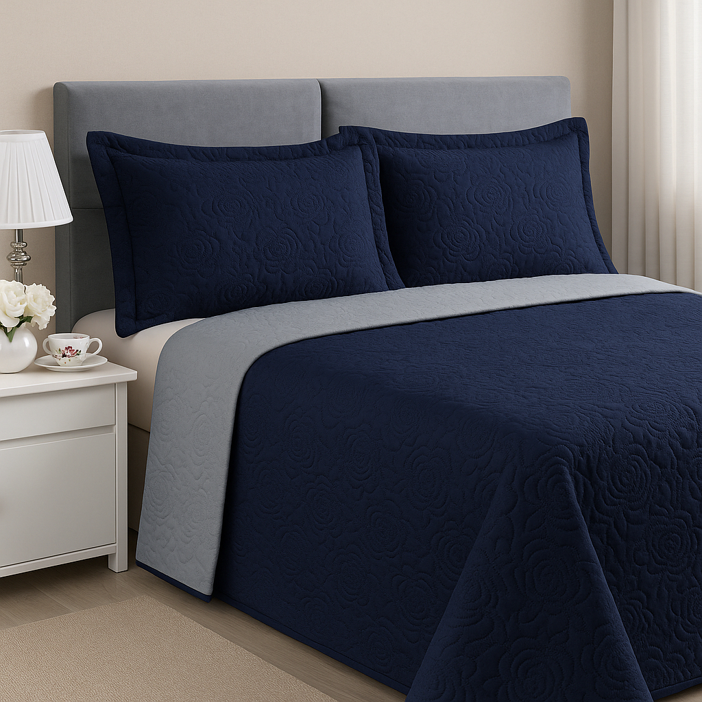 Kit Colcha Cobre Leito Casal Com 2 Porta Travesseiros Dupla Face Com Viés 100% Poliéster