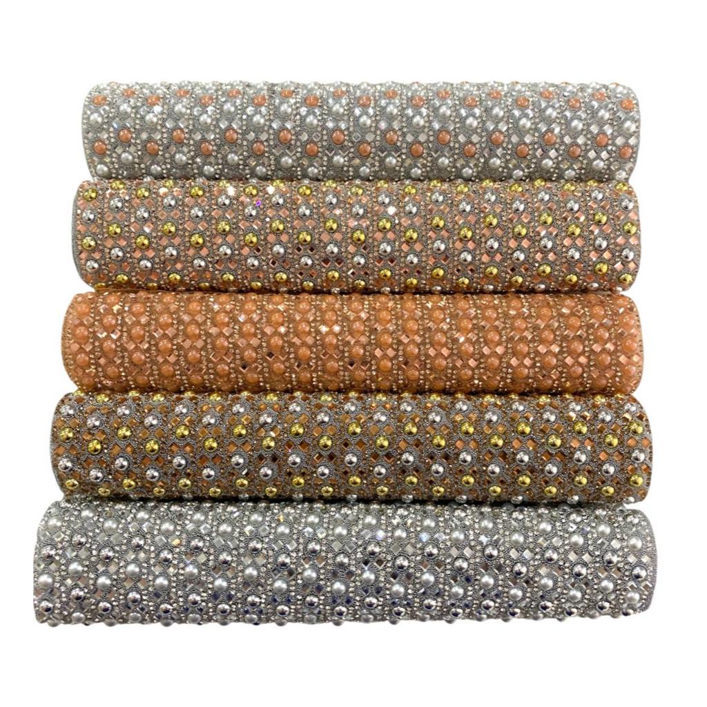 Manta - Pérola Resinada c/ Strass e Caviar - 6mm - 24x40cm