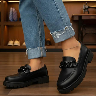 Sapato Mocassim Feminino Tratorado Confortável com Corrente Leve Oxford