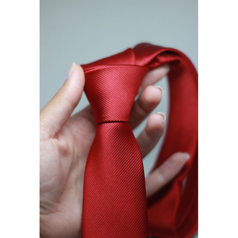 🎄 Gravata Vermelha Clássica – Oferta  e Desconto Exclusivo!