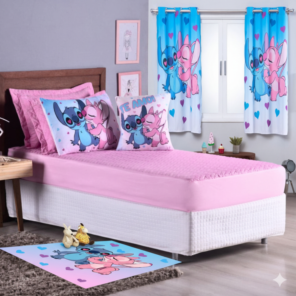 Kit Lilo Stich Colcha Sleep Com Elastico Cortina e Tapete Menino Menina Decorção Quarto Promoção Bom
