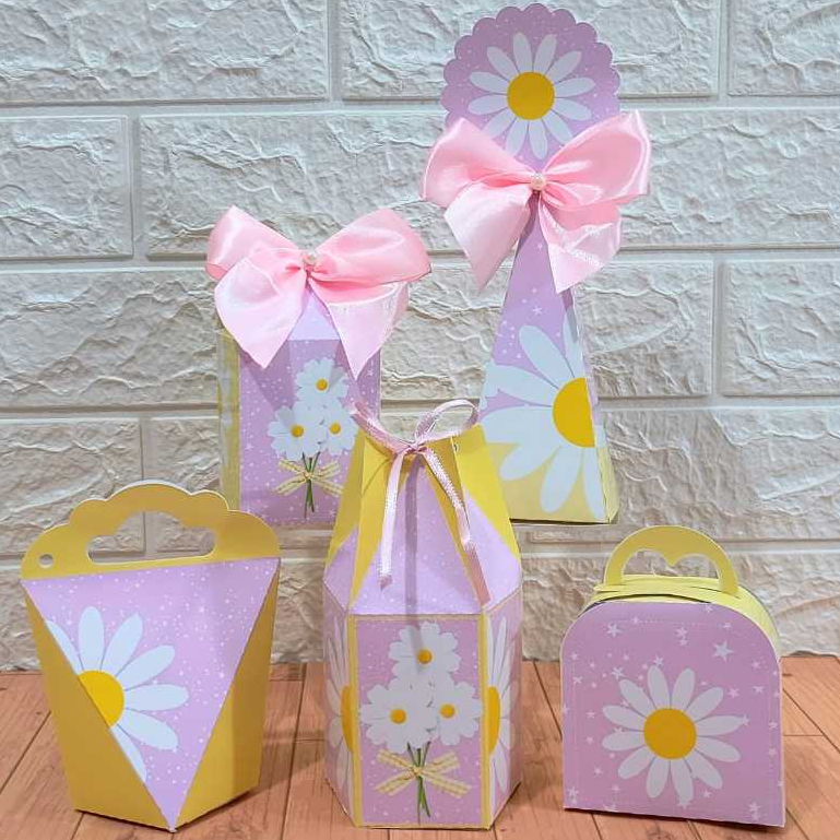 Kit Caixas Personalizadas para festas de aniversário, lembrancinhas, TEMA MARGARIDA PEGUE E MONTE