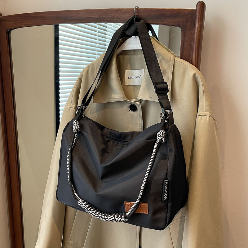 Bolsa Coreana Com Estilo Utilidade E Grande Capacidade Perfeita Para Ambiente Universitário em Oferta na Shopee