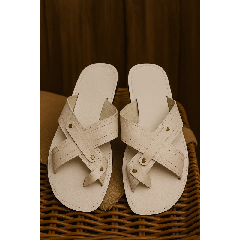 Sandália de Dedo Cruzada em Couro Branco Masculina - Macia, Solado de Borracha, Antiderrapante