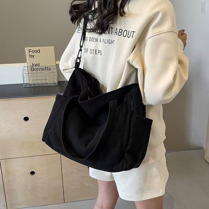 （6272)Bolsa De Moda Simples Ombro De Veludo  Grande capacidade.
