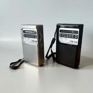 Rádio Portátil De Bolso Portátil AM FM Bateria Recarregavel e A Pilha com Alça Presente Pai Mãe Vó