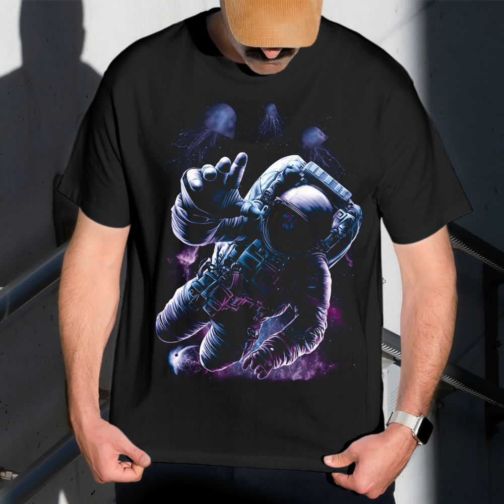 Camiseta Masculina Estampa Astronauta no Mar 100% Algodão Estilo Conforto Diário Do Tamanho P ao GG