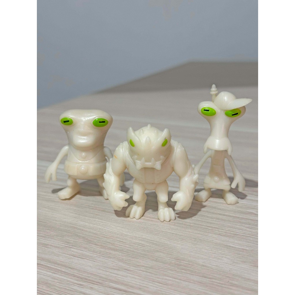 Bonecos Miniatura Driba, Blukic e Solid Plugg Ben 10 Omniverse Bandai Original Usado