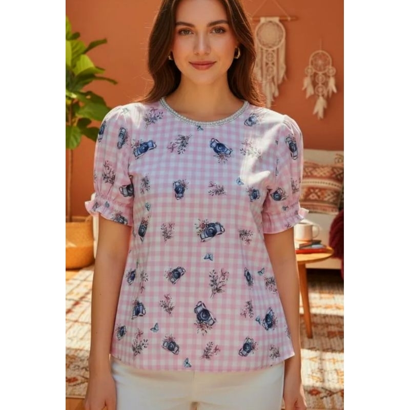 BLUSA DE CREPE SEDINHA BORDADA COM PEDRARIA - Moda Evangelica