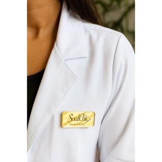 Kit Carimbo Personalizado + Broche Nome e Profissão | Presente Profissional em Oferta na Shopee