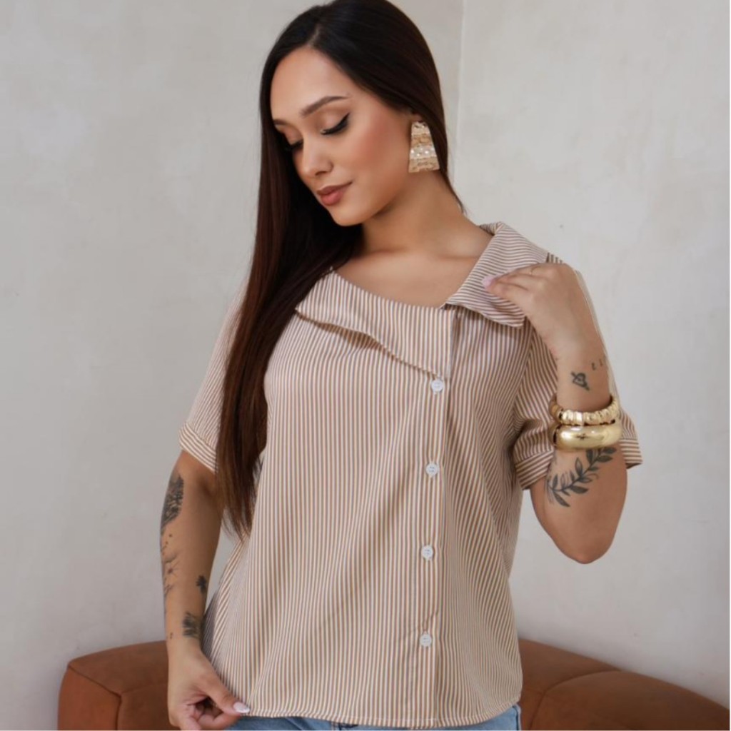 5 CAMISA FEMININA GOLA  ASSIMETRICA LISTRADA MANGA CURTA em Oferta na Shopee