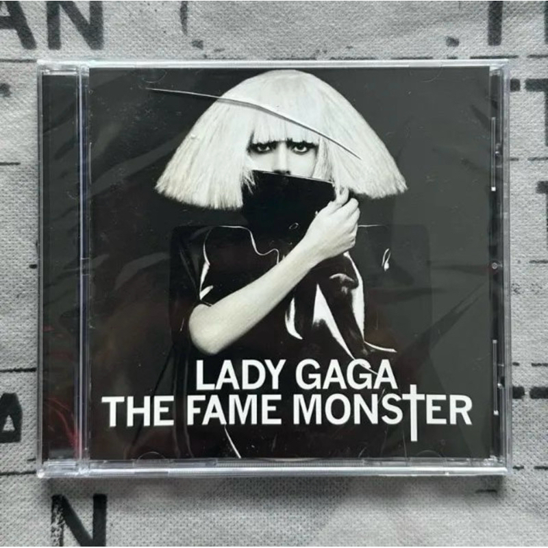 CD Lady Gaga - The Fame Monster (LACRADO) Standard Version Importado