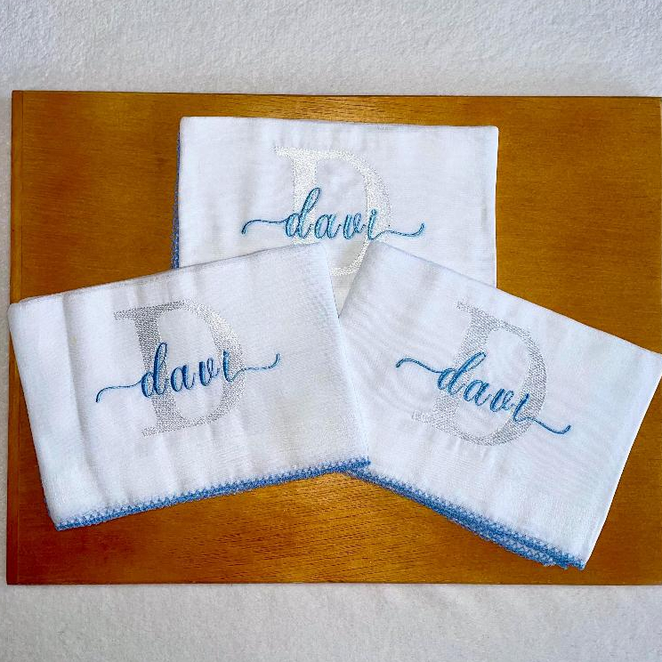 Kit 3 Fraldas de pano Personalizada para Bebê Leão Cavalinho Borboleta Cerejeira Letra Sobreposta 100% Algodão