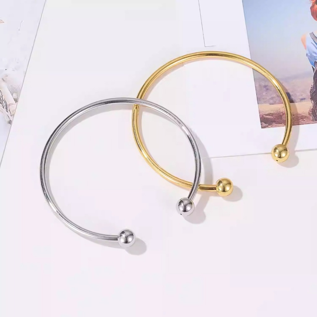 Bracelete Aberto Duas Pérolas Ajustável Gold Feminino Fashion Minimalista