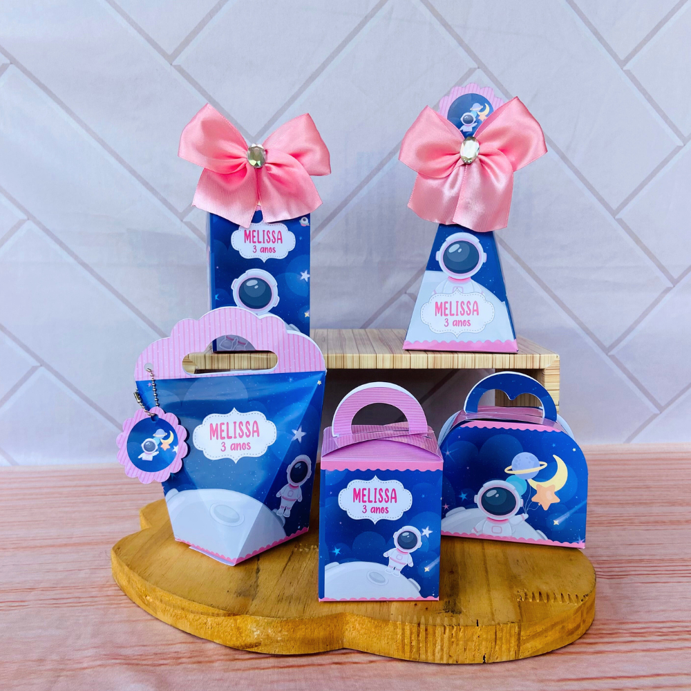 KIT FESTA ASTRONAUTA MENINA/ kit Caixas Personalizadas / Lembrancinhas Personalizadas