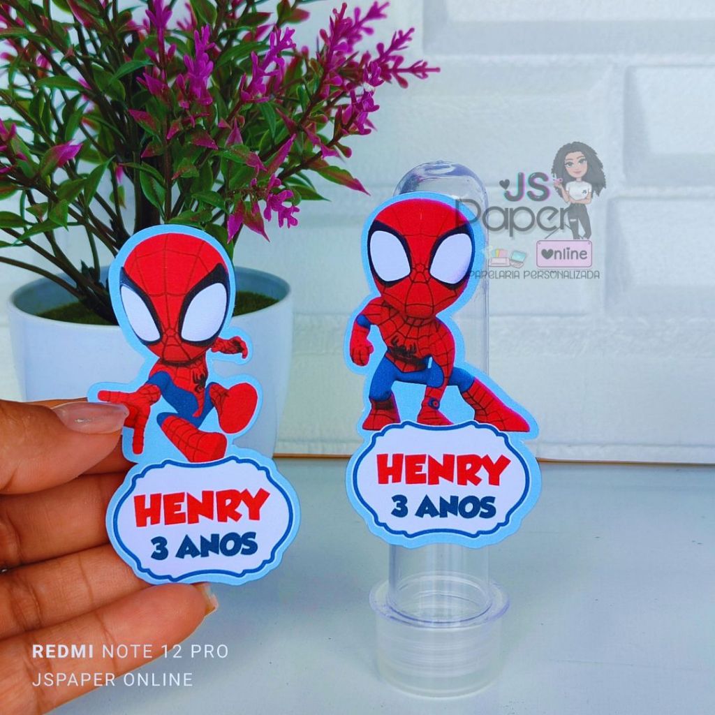 APLIQUE DE TUBETE PERSONALIZADO SPIDER/ LEMBRANCINHA DE FESTA E DECORAÇÃO HOMEM ARANHA CUTE/ SPIDER.