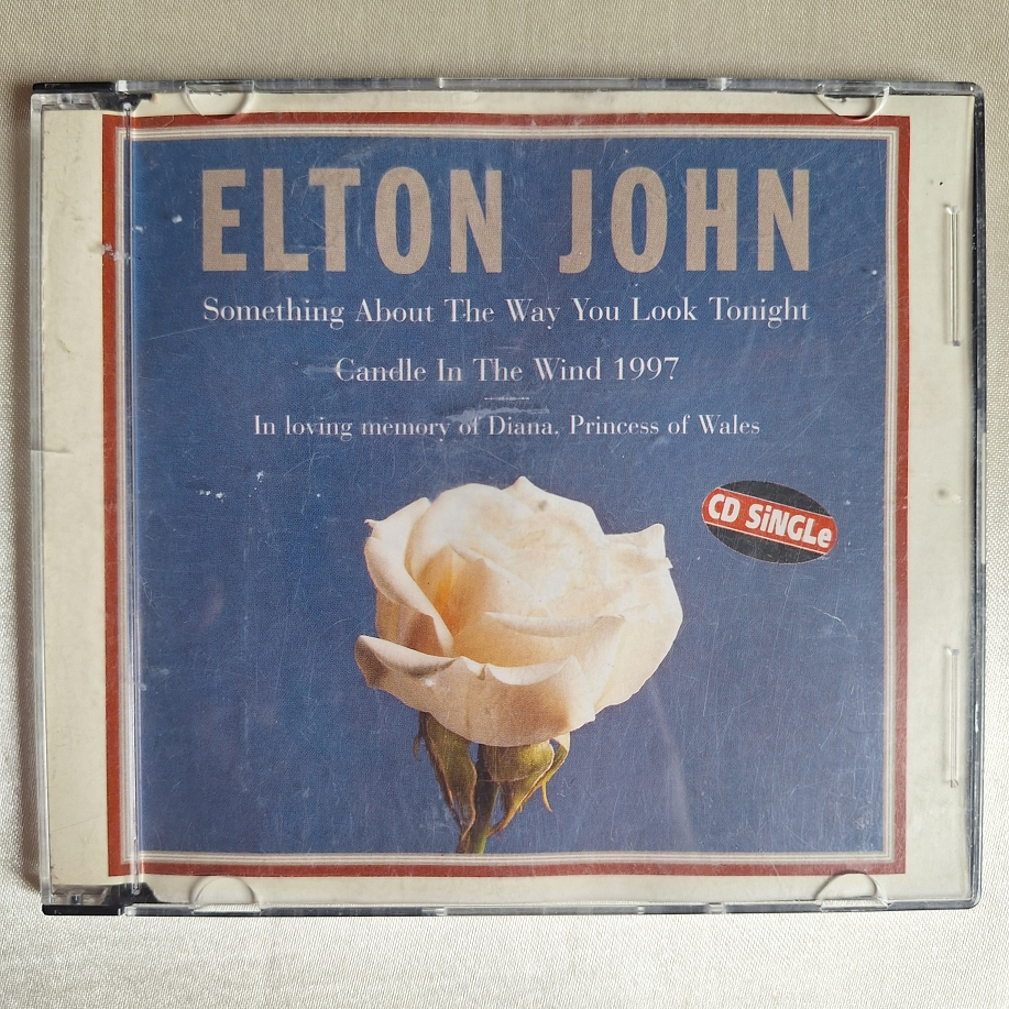 CD - ELTON JOHN - SOMETHING ABOUT THE WAY YOU LOOK TONIGHT / CANDLE IN THE WIND 1997 (1997)
