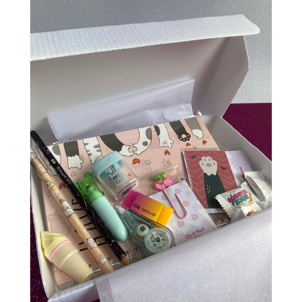 Box Surpresa de Papelaria Fofa P | 8 Itens Misteriosos | Kit de Papelaria Criativa e Encantadora
