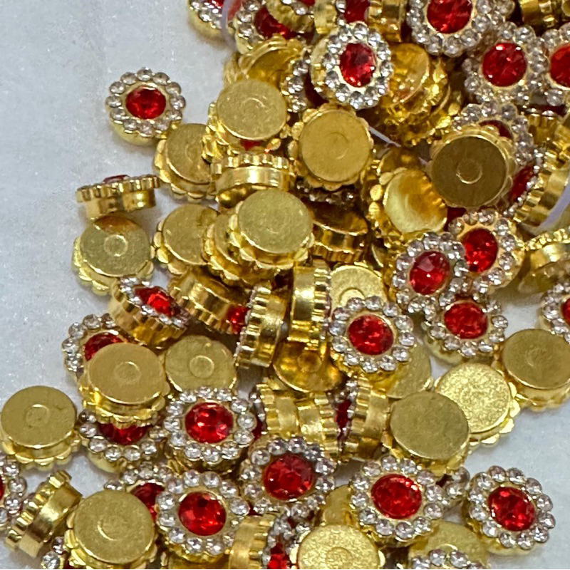 50 ou 20 Pedraria Aplique Colagem em Laços Chaton Flor strass Pérolas Artesanatos em Oferta na Shopee